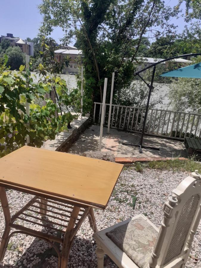 Guest House Amazon Kutaisi Exterior photo