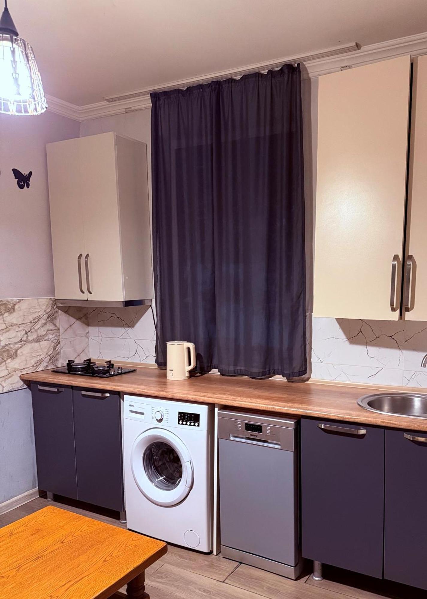 Guest House Amazon Kutaisi Exterior photo